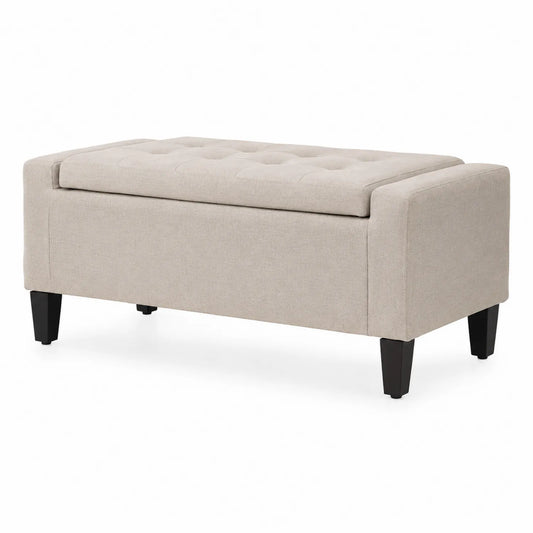 Banco tapizado en tela beige con almacenamiento y patas de madera